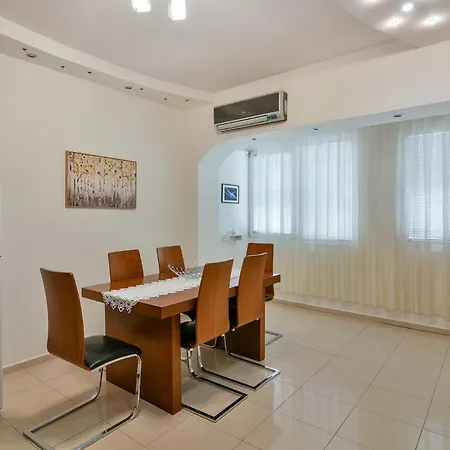 2br Flat In Center And Sea Walk 公寓 瓦爾納