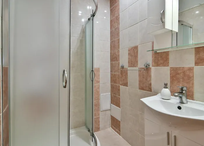 2br Flat In Center And Sea Walk Daire