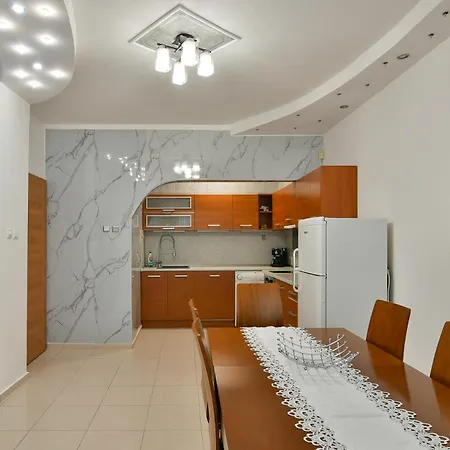 Apartamento 2br Flat In Center And Sea Walk Varna