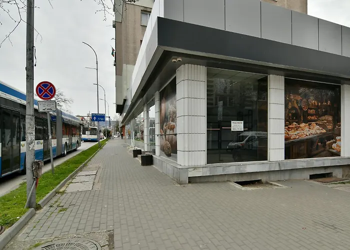 Apartment 2br Flat In Center And Sea Walk